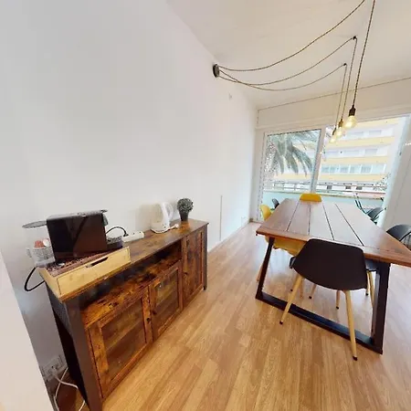 60 M2, Piscine Premiere Ligne De Apartment